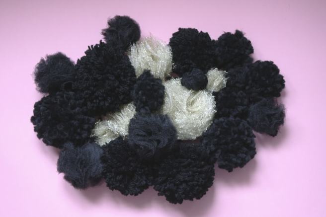 Couronne pompons ymyo